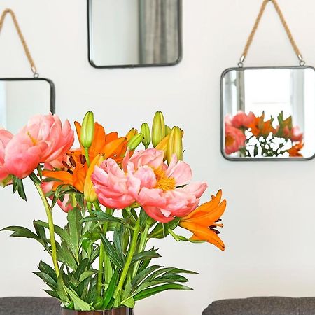 Peaceful Belvedere Apartment In Safe, Quiet & Central Location Vienna Luaran gambar