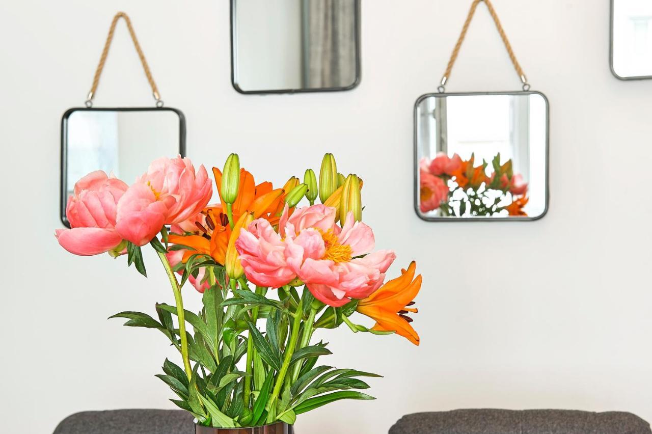 Peaceful Belvedere Apartment In Safe, Quiet & Central Location Vienna Luaran gambar